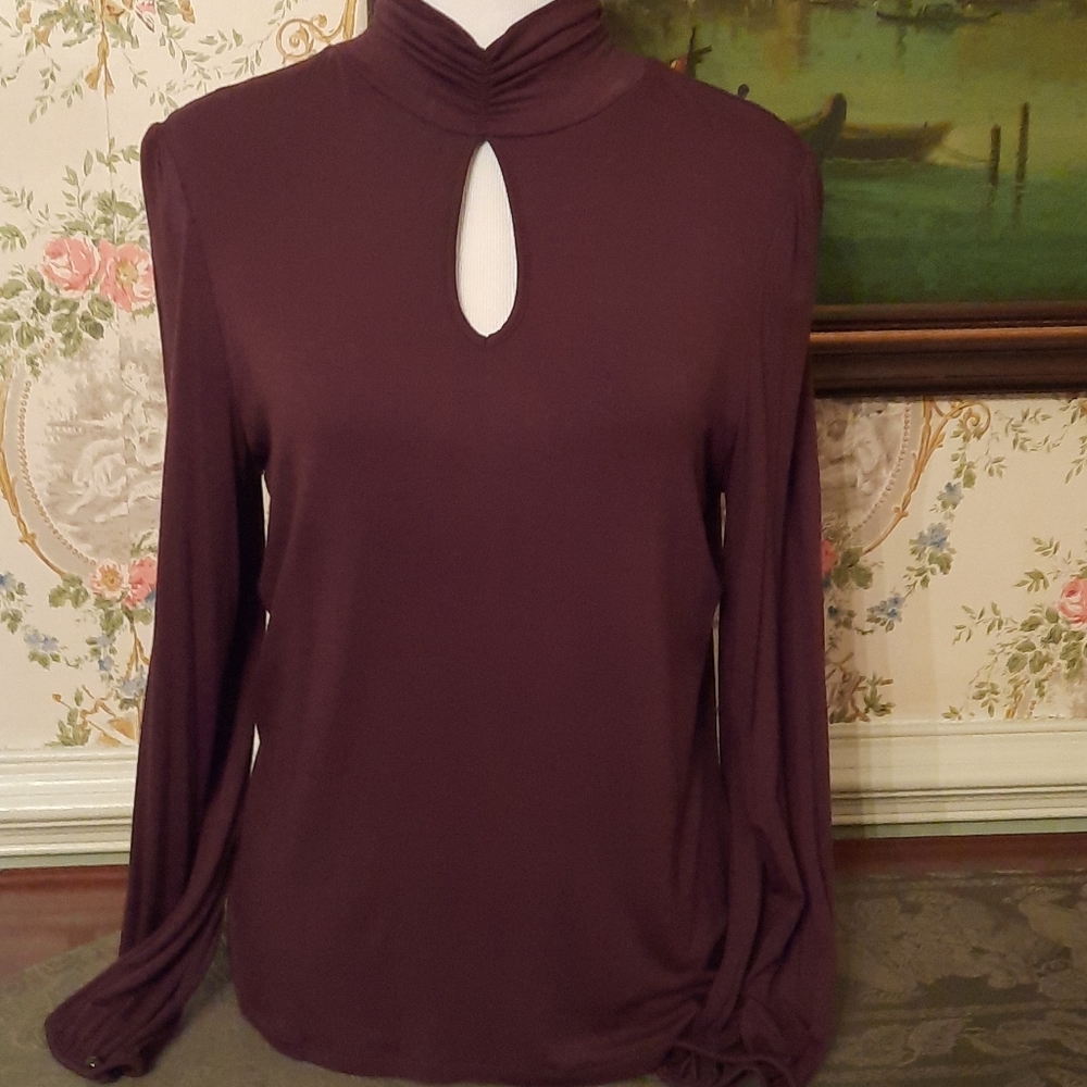 Carole Little top, L